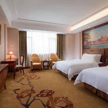 Vienna Hotel Puning South Huancheng Road High-Speed Train Station Zewnętrze zdjęcie