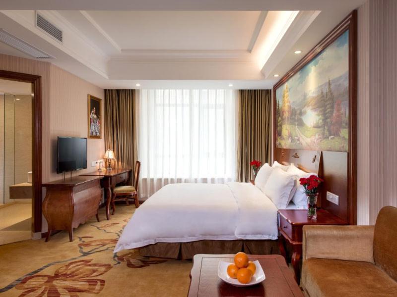 Vienna Hotel Puning South Huancheng Road High-Speed Train Station Zewnętrze zdjęcie